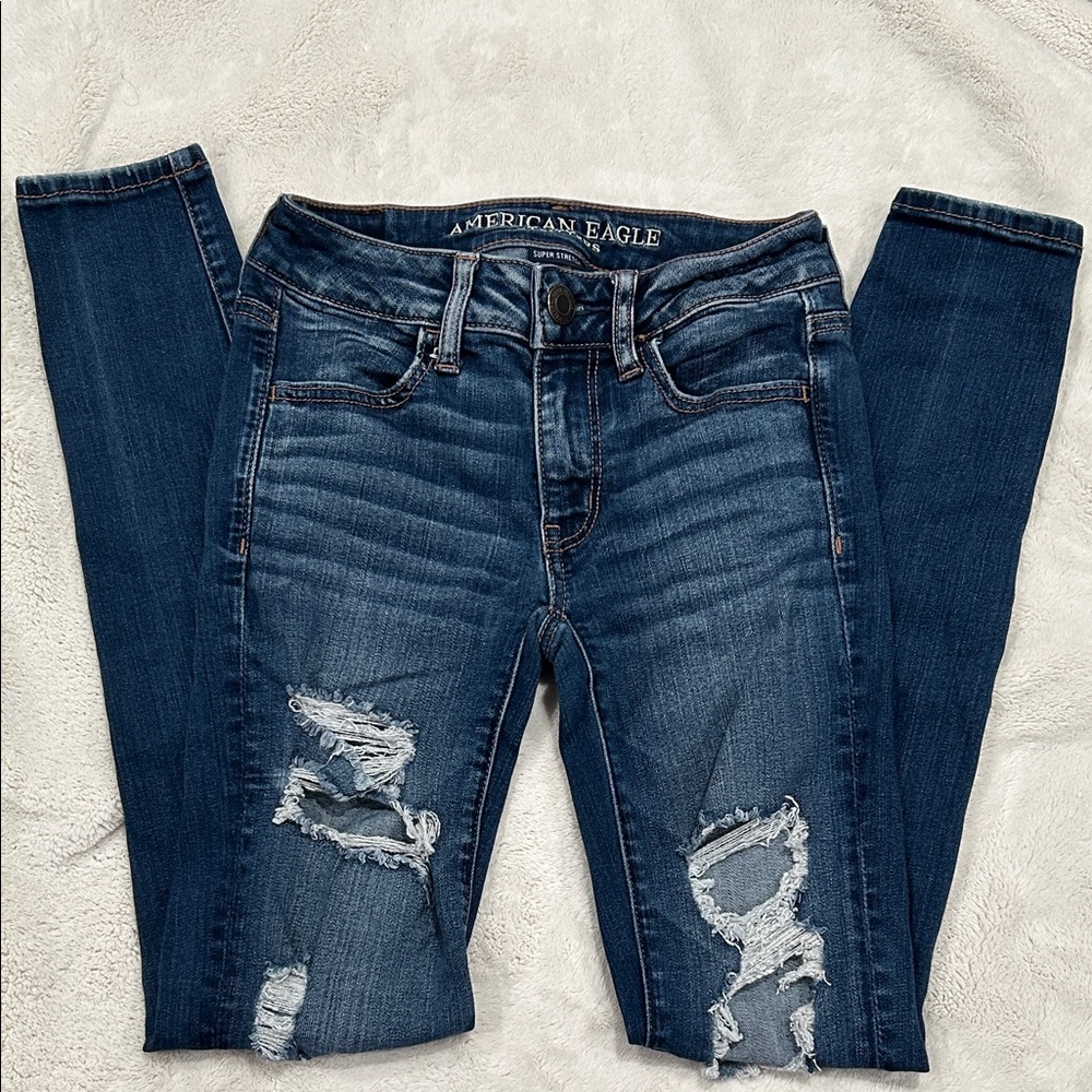American Eagle Distressed Skinny Jeans Super Stretch